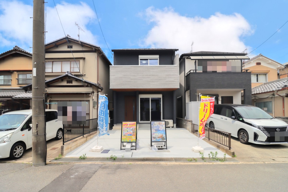 ぽかぽか南向き🌞前道６ｍ＆間口６ｍ！駐車２台可能！