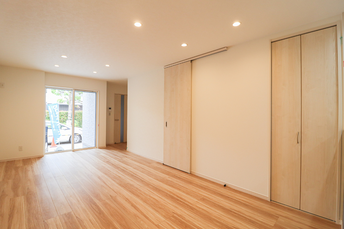 ぽかぽか南向き＆前道5.9ｍ！ＪＲ西大路駅徒歩１０分！