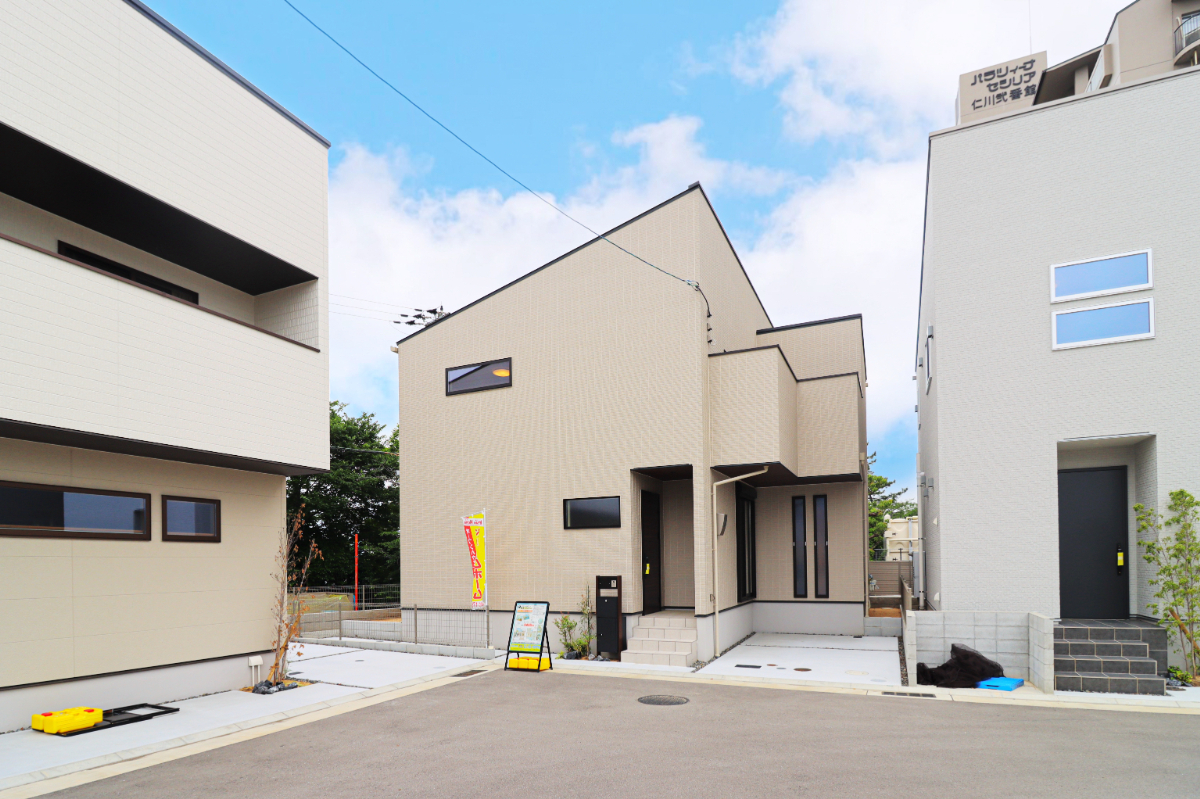 住みたい自治体ランキング６年連続第１位西宮市広いバルコニーのあるお家