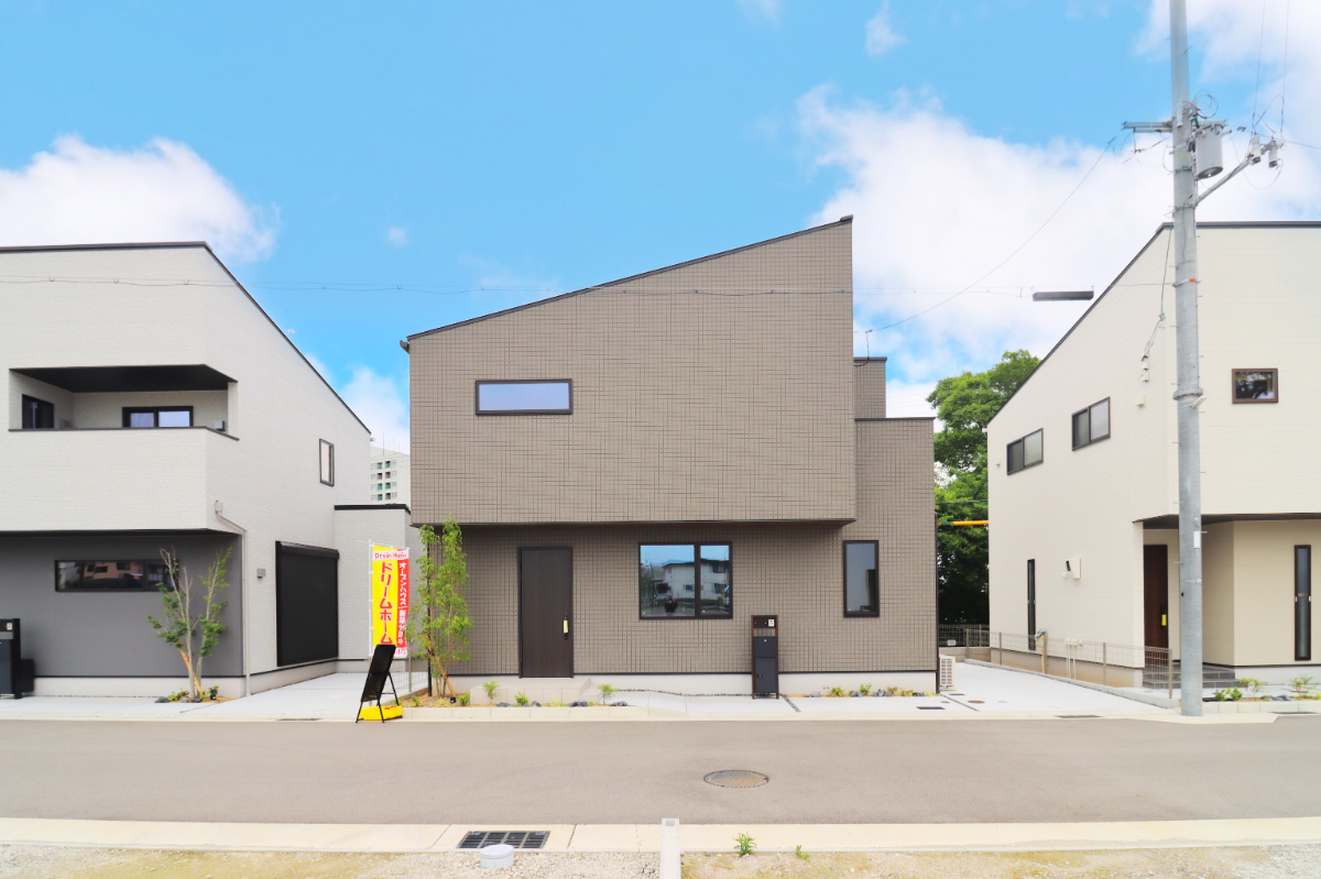 住みたい自治体ランキング６年連続第１位西宮市の２WAY収納玄関のお家🏠👞