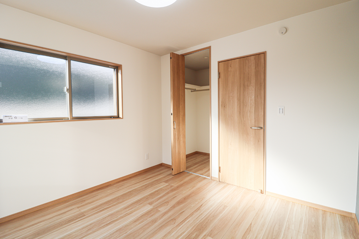 「ドリームタウン松室中溝町」ぽかぽかと陽当たりの良い南向き住戸。 即内覧可能で、すぐにご入居いただけます。