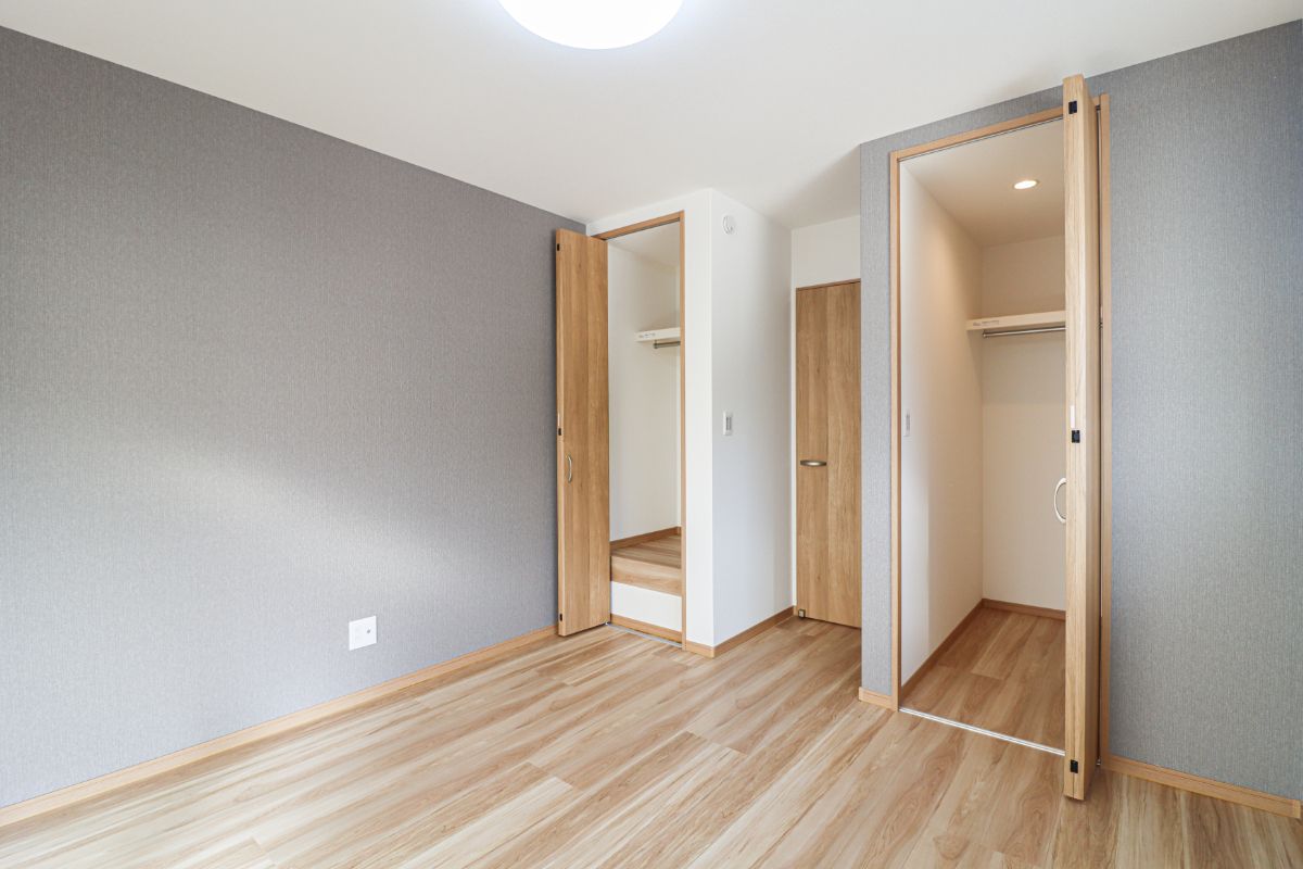 「ドリームタウン松室中溝町」ぽかぽかと陽当たりの良い南向き住戸。 即内覧可能で、すぐにご入居いただけます。