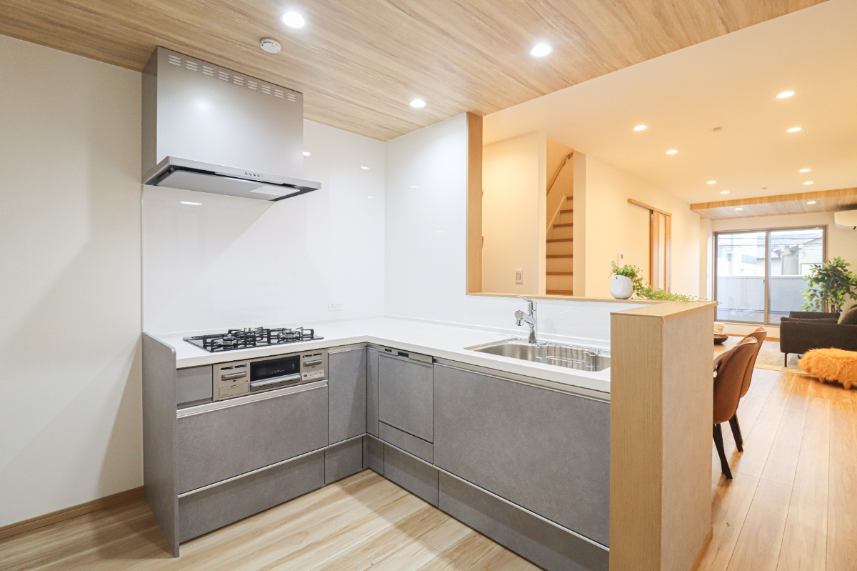 「ドリームタウン松室中溝町」ぽかぽかと陽当たりの良い南向き住戸。 即内覧可能で、すぐにご入居いただけます。