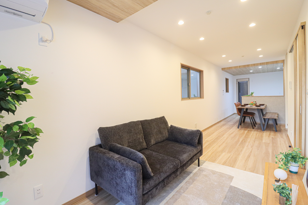 「ドリームタウン松室中溝町」ぽかぽかと陽当たりの良い南向き住戸。 即内覧可能で、すぐにご入居いただけます。