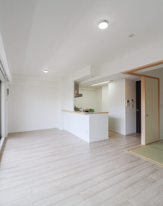 採光が差し込むパｯと明るくなるお部屋