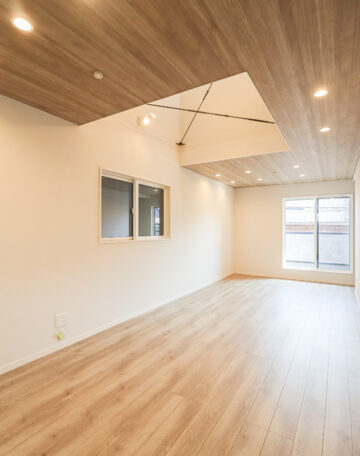 吹抜がお家を明るく照らします