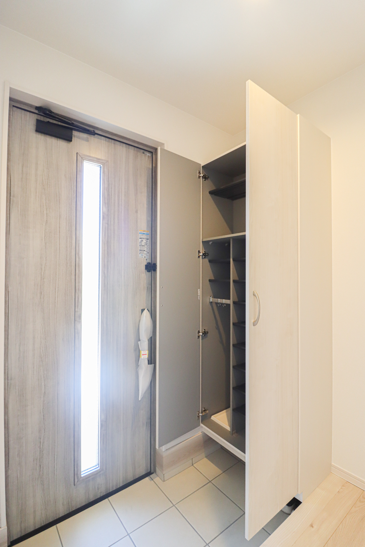 「ドリームタウン広野町宮谷」LDK22帖以上＆全居室６帖以上！車２台駐車可能！