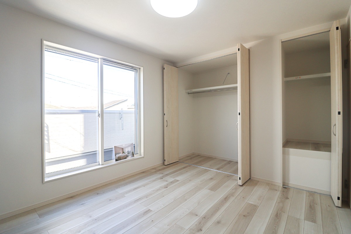 「ドリームタウン広野町宮谷」LDK22帖以上＆全居室６帖以上！車２台駐車可能！