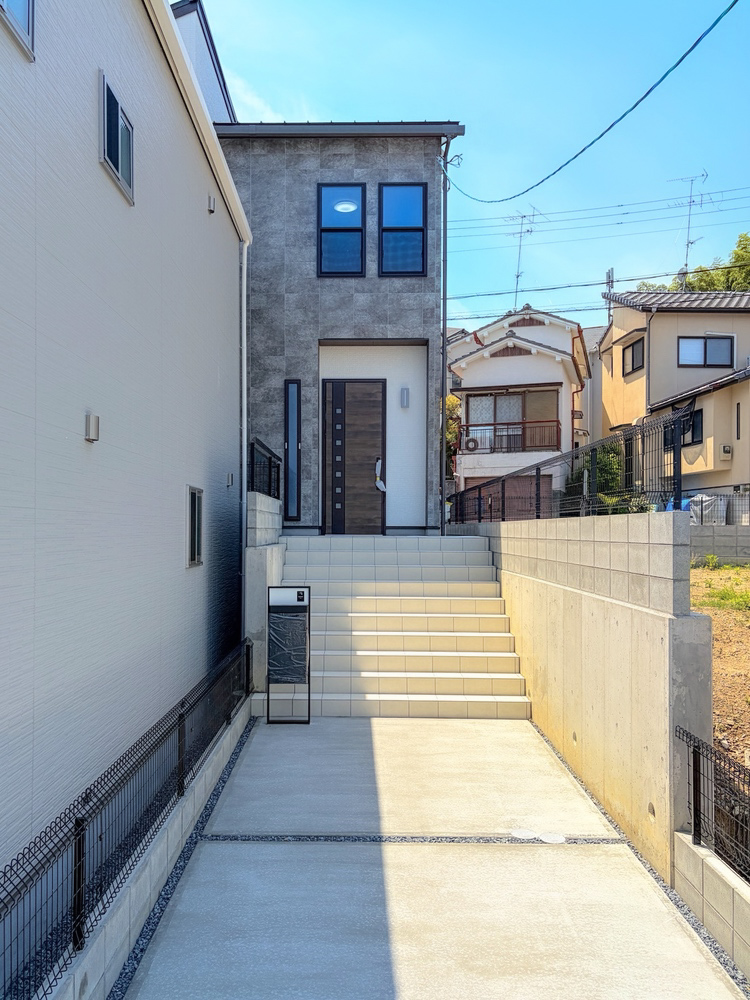 京都府長岡京市「36坪超のゆとり」×「Kダンパーの安心」 家族の未来を守り、伸びやかに暮らす住まい。