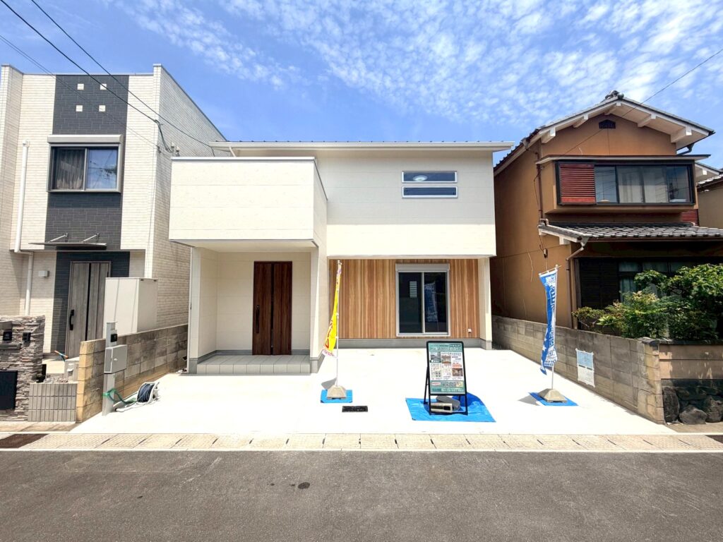 京都府宇治市「周辺には生活に便利な生活施設が揃っており、毎日の暮らしにも便利な環境」