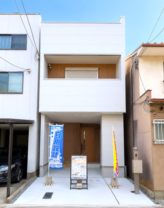 京都市右京区「オール電化・2階リビング・小中学校徒歩10分圏内の好立地」