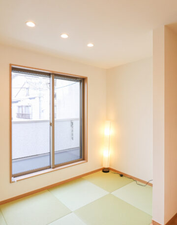 畳の心地よさと、充実した収納を備えた快適な住まい